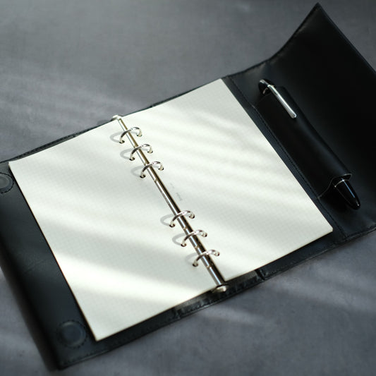 ペンを持ち歩くシステム手帳 バイブルサイズ 16mmリング 【栃木レザー】