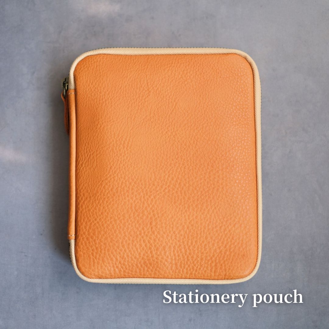 【ペブルヌメ】「開くたび、ときめく」 文具ポーチ