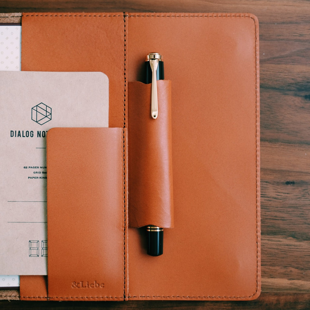 Carry your pen with you Hobonichi Weeks Compatible Cover Weeks MEGA Compatible [Tochigi Leather]