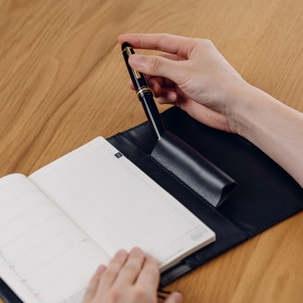 Hobonichi Weeks Cover for Carrying Your Pen Weeks MEGA Compatible Tochigi Leather Made in Japan