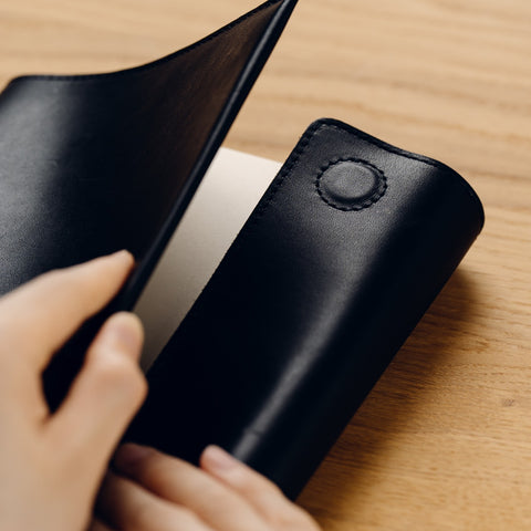 Notebook cover for carrying around a pen, A5 size, Tochigi leather, made in Japan 