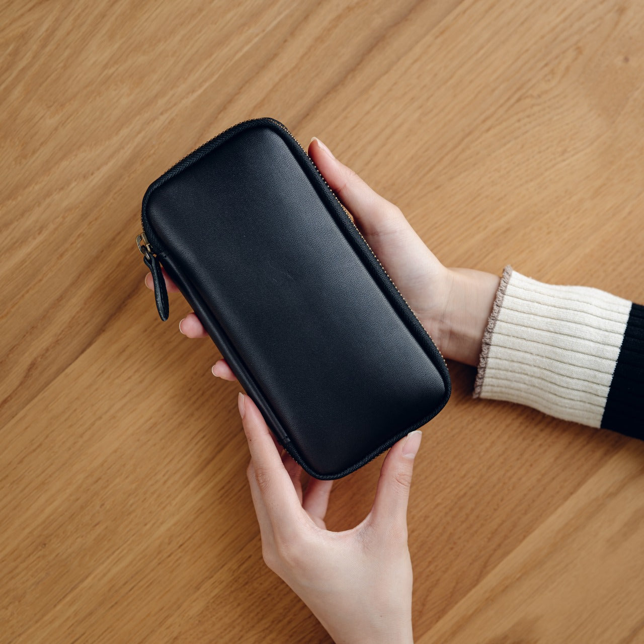 4本差しジップペンケース　【栃木レザー】