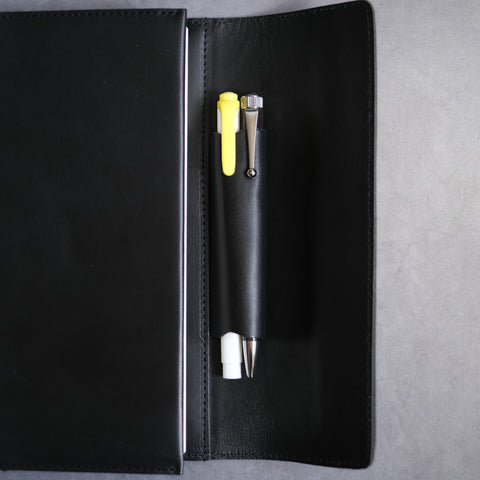 Notebook cover for carrying around a pen, A5 size, Tochigi leather, made in Japan 