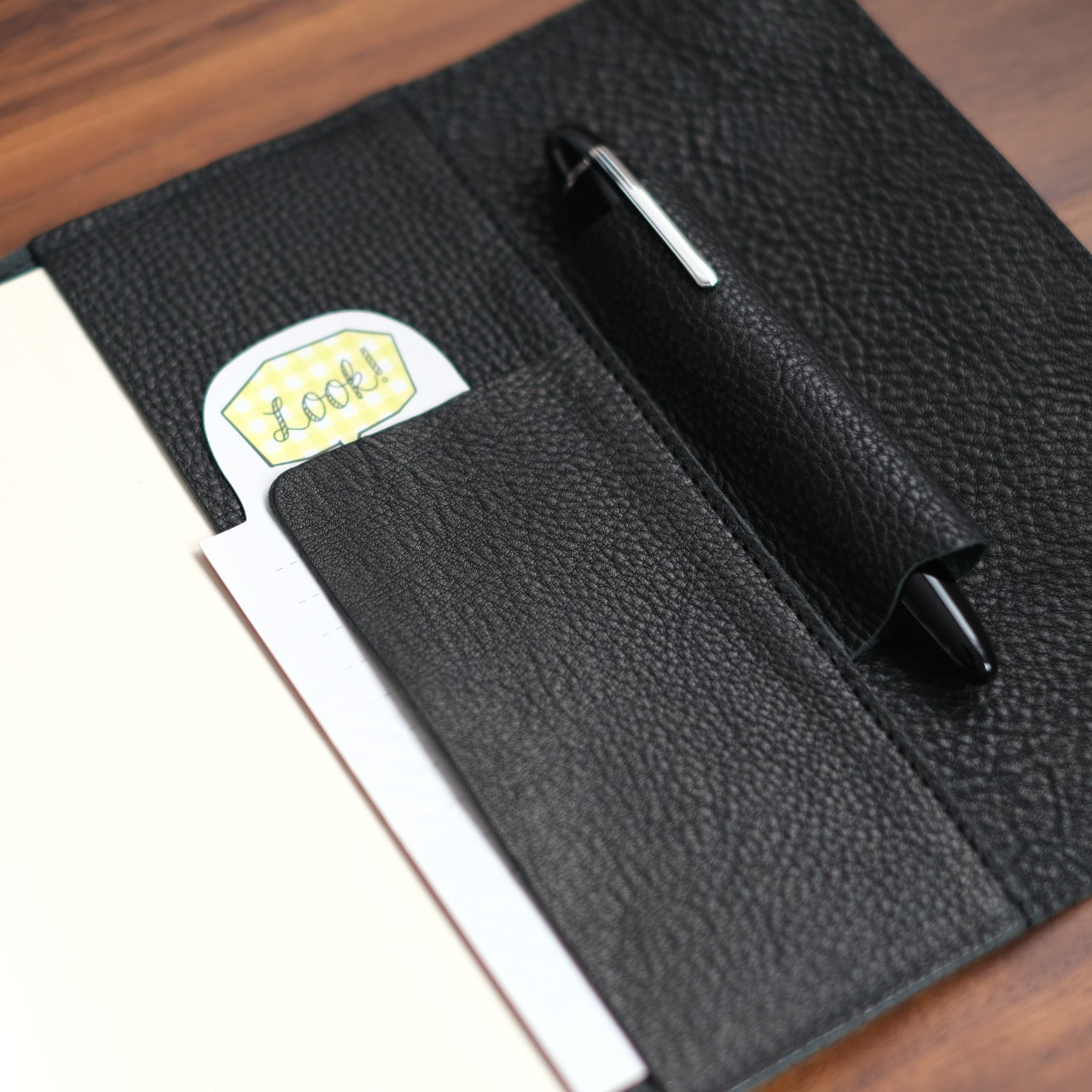 [Pebble Nume] Notebook cover for carrying around a pen A5 size