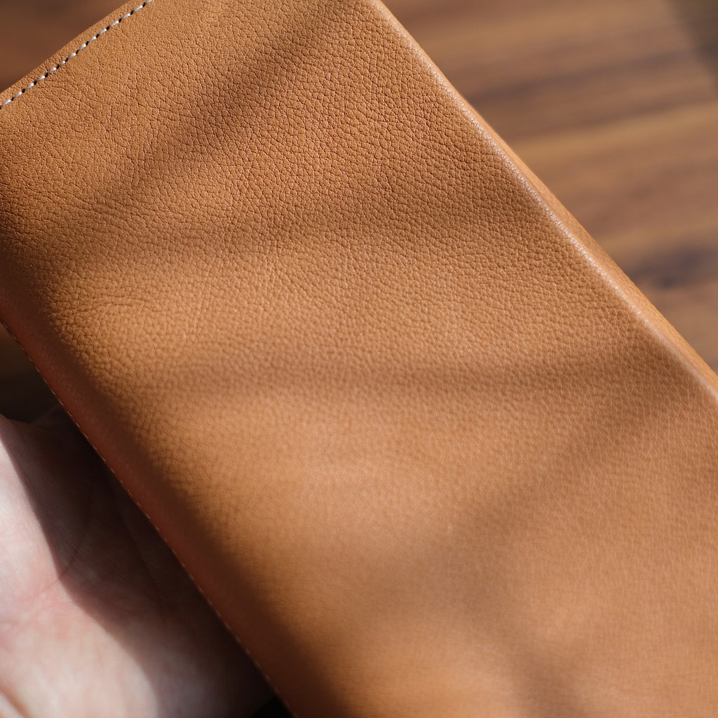 【ペブルヌメ】ペンを持ち歩く　ほぼ日weeks対応カバー　weeks MEGA対応　