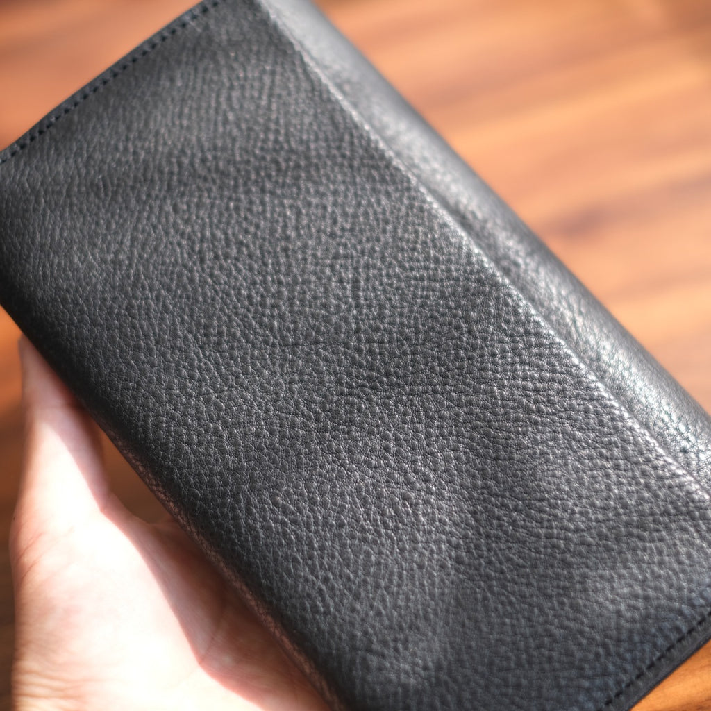 【ペブルヌメ】ペンを持ち歩く　ほぼ日weeks対応カバー　weeks MEGA対応　