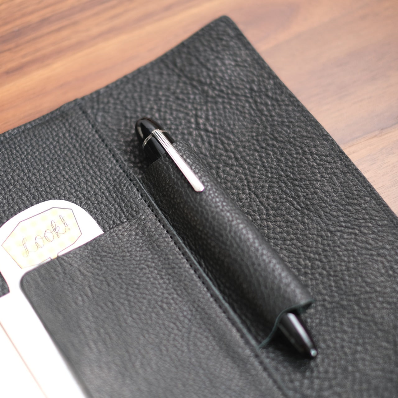 [Pebble Nume] Notebook cover for carrying around a pen A5 size