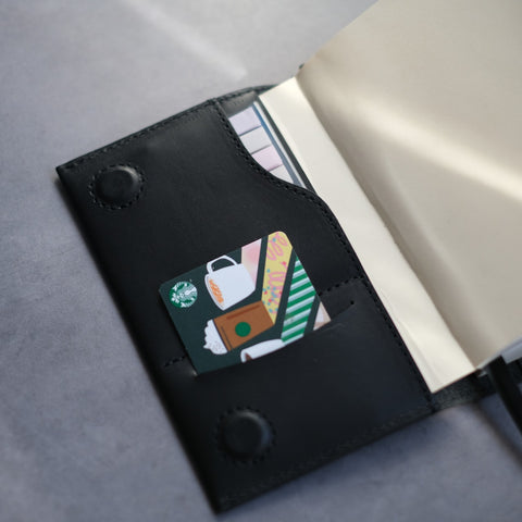 Notebook cover for carrying a pen, A6 size, Tochigi leather, made in Japan