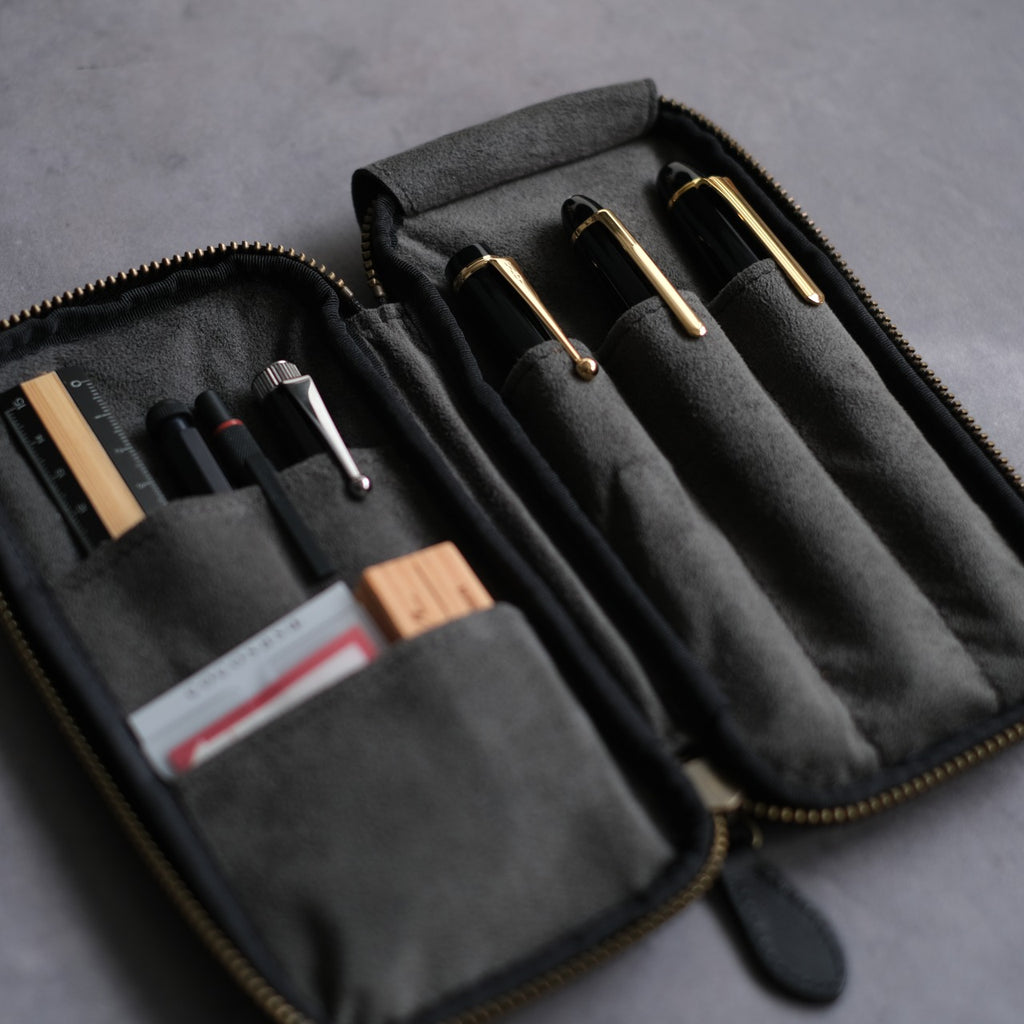 [Pre-order] Zip pencil case for those who are particular about stationery, Tochigi leather, made in Japan 