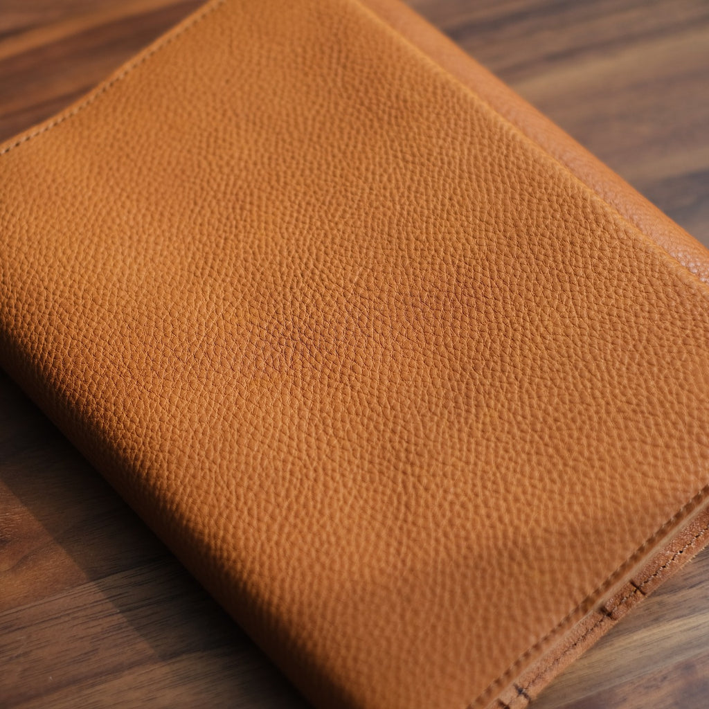 [Pebble Nume] Notebook cover for carrying around a pen A5 size