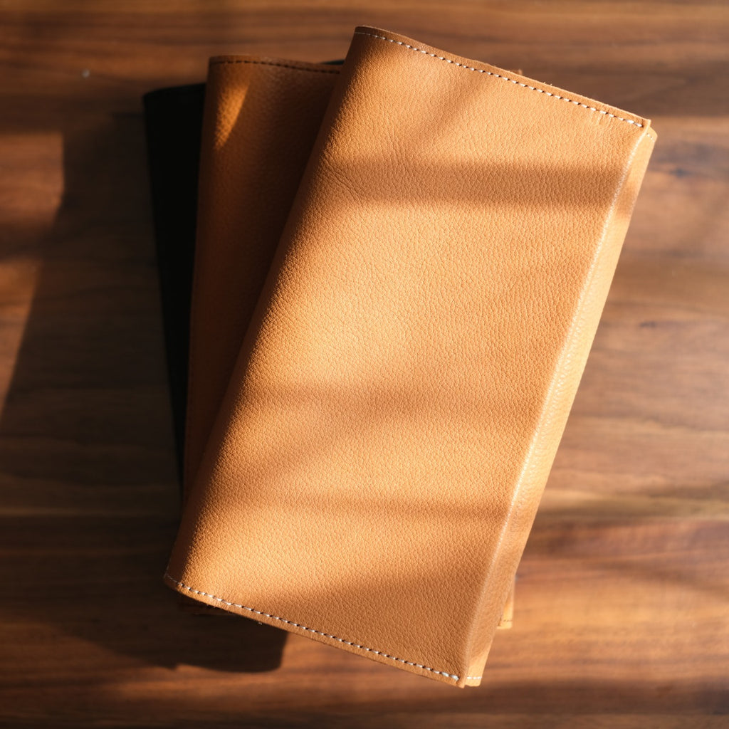 【ペブルヌメ】ペンを持ち歩く　ほぼ日weeks対応カバー　weeks MEGA対応　