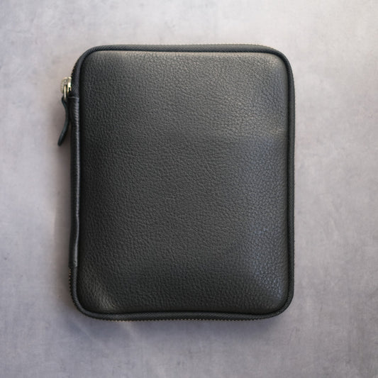 [Pebble Nume] "Every time you open it, it makes you excited" Stationery pouch
