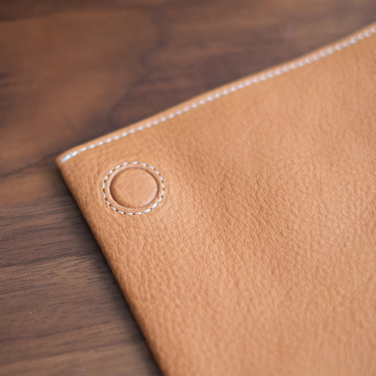 【ペブルヌメ】ペンを持ち歩くシステム手帳　A5サイズ　16mmリング　