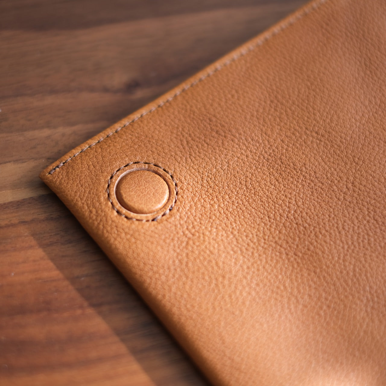 【ペブルヌメ】ペンを持ち歩くシステム手帳　A5サイズ　16mmリング　