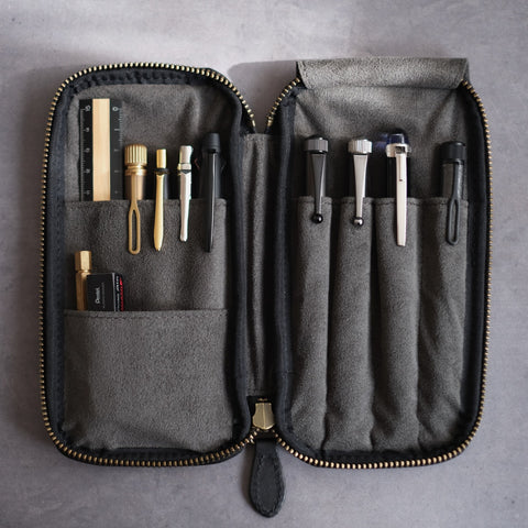 【3月中旬から下旬再販予定】【ペブルヌメ】4本差しジップペンケース