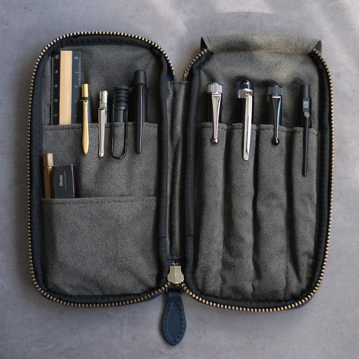4-Slot Zipper Pen Case [Tochigi Leather]