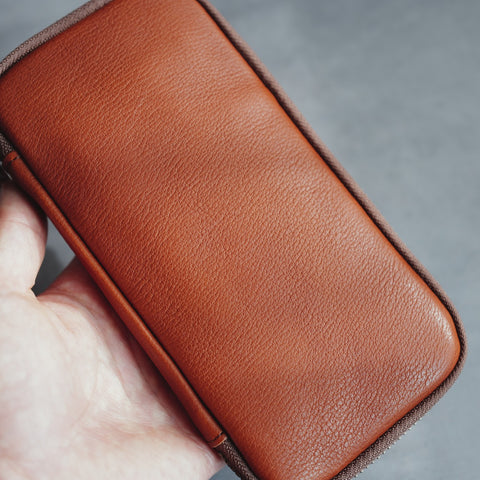 【ペブルヌメ】文具にこだわる人のジップペンケース